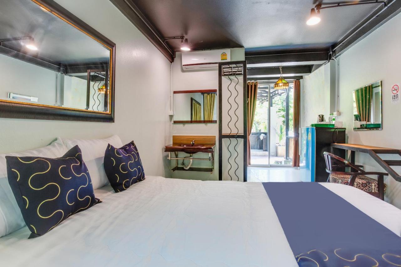 Capital O 1051 Pagoda House Chiang Mai Bagian luar foto