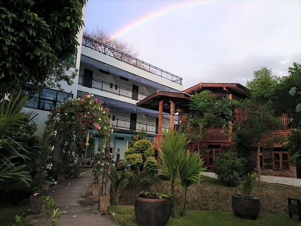 Capital O 1051 Pagoda House Chiang Mai Bagian luar foto